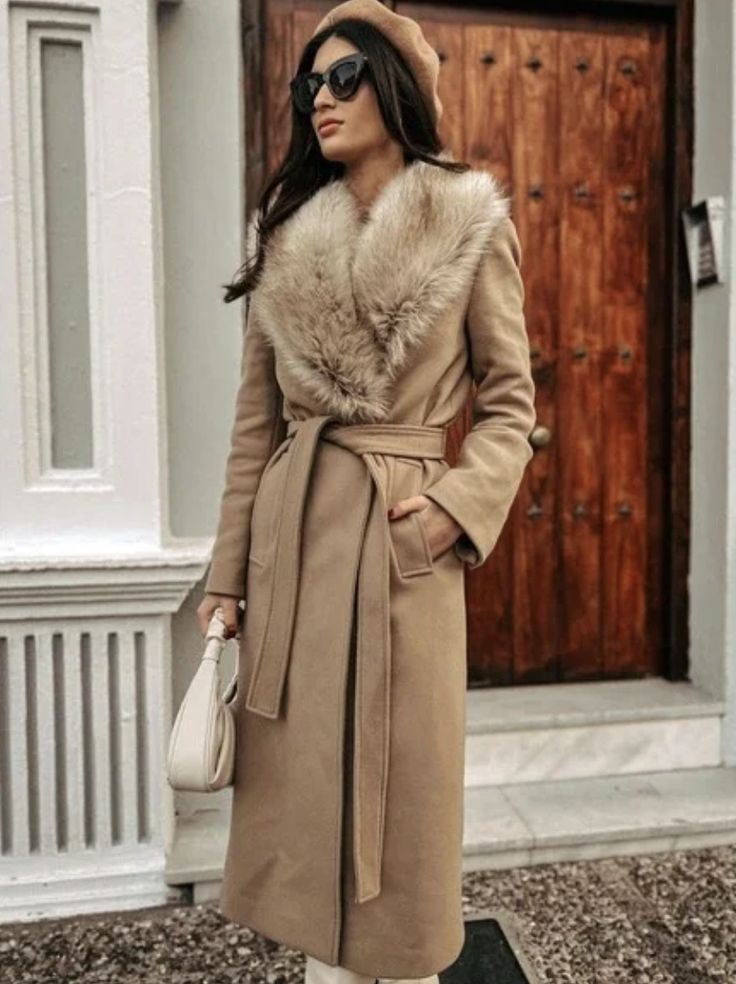 VIRAL LUXURY COAT